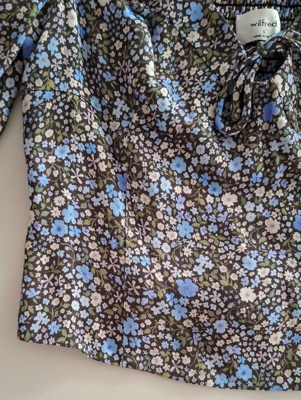 Wilfred Milkmaid Cropped Floral Feminine Bow Detail Puff Sleeve Blouse (Size S) - Picture 3 of 8